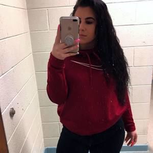 Meet your Posher, Dana